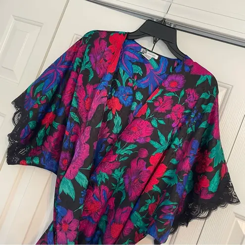 Vintage Satin Floral Robe Kimono Lace Trim Tropical One Size Red Size undefined