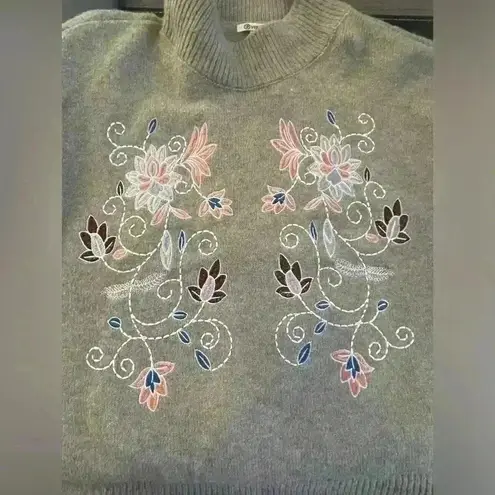 Versona Verona Women’s Cropped Tan Floral Embroidered Sweater Large Grandmacore Cottage