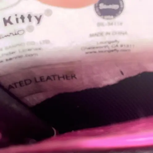 Lounge Fly Hello Kitty Vintage Y2K 2009 Wallet Pink Patent Leather Collectible