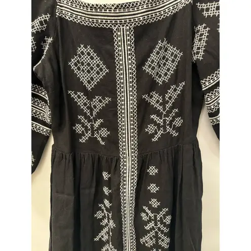 Strut & Bolt Black Linen Blend Embroidered 3/4 Sleeve Mini Small Dress Smocked