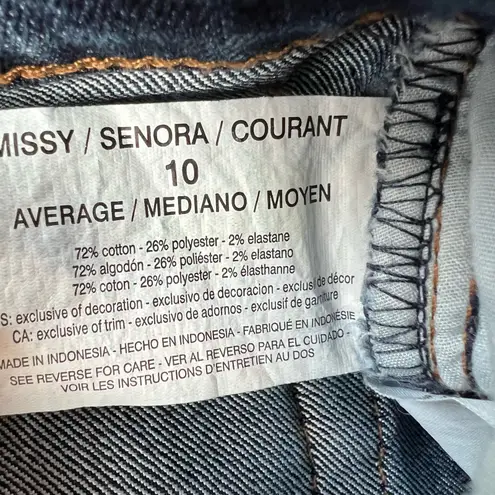 Gloria Vanderbilt Women's Amanda Jeans 10 Medium Wash Straight Leg