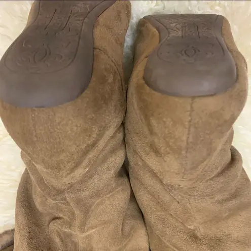 Report vegan suede and fur tan mid shaft boots Size 6