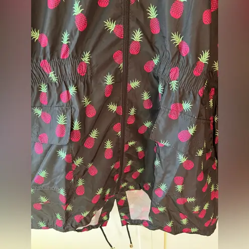 Brave Soul Women’s Black Pineapple Raincoat Jacket Zip Size 16