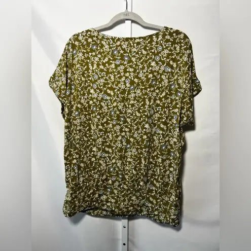Wonderly Green Floral Pattern Short Sleeve Women’s Blouse