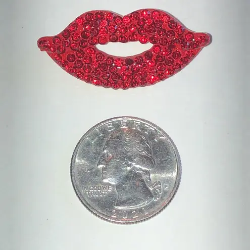 Red Rhinestone Boho Retro Kiss Lip Brooch