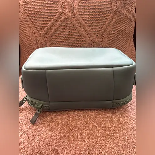 All In Motion ππNWT Green Crossbody Bag lunch π₯ͺππ