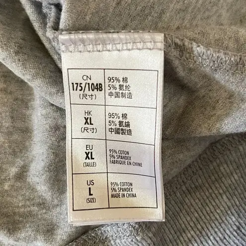 Disney Women’s  Parks 2020 four park logo gray long sleeve sweatshirt XL thumbnail 5