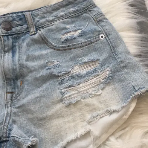 American Eagle  high rise distressed shorts 😍