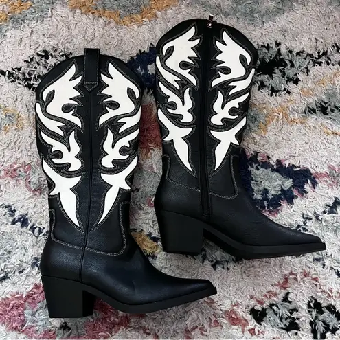 Forever 21 Two-Tone Black & White Cowboy Boots 6