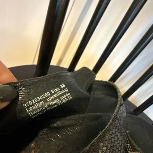 Dansko Jacinda slingback black leather cross strap wedge sandals 38/8