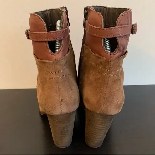 Seychelles Fascinate Suede Leather Buckle Booties
