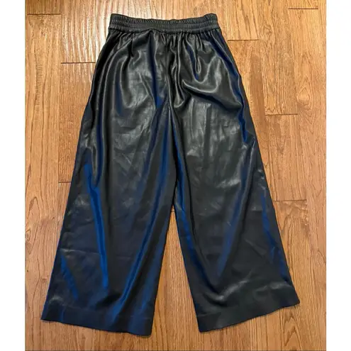 New York & Co Aaron & Amber black faux leather wide leg crop pants size M Size M