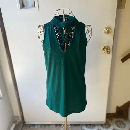 Doe & Rae emerald green ribbed cutout detail sleeveless top size small
