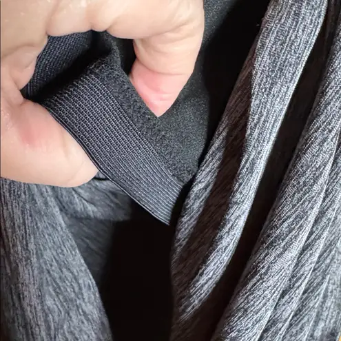 Gaiam NWOT WOMEN'S LANA BRA TANK GRAY SIZE SMALL