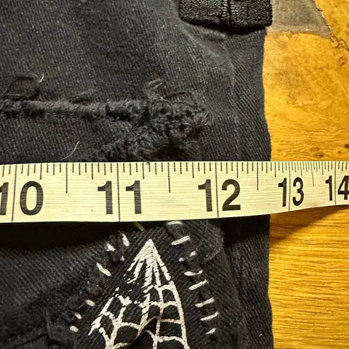 Current Mood Dolls Kill Stitch Lace-Up Patchwork Jeans black stretch denim s