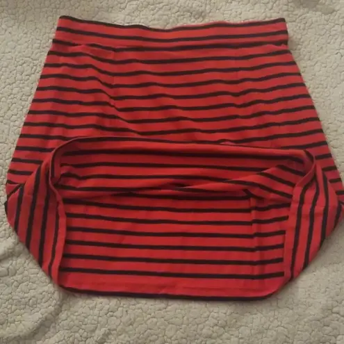 Tommy Hilfiger 🔥SALE🔥  Red & Black Striped Skirt S