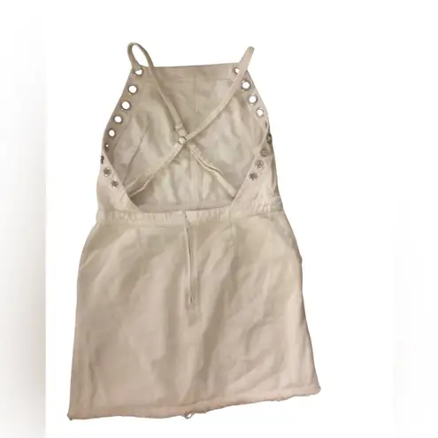 H&M  Cream Overalls with raw hem  2 way adjustable straps Sz 6 fits like a 4