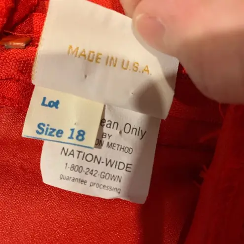 Alyce Vintage Maxi Skirt Red Crepe 32" waist Size L