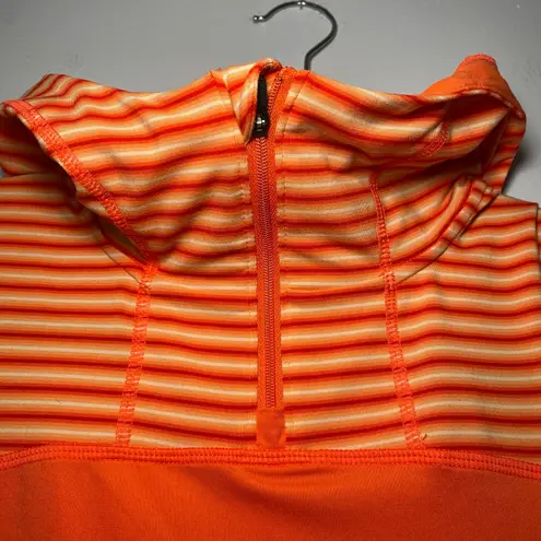 Mountain Hardwear Orange Hooded Running Hoodie Sweatshirt Women's size XS
