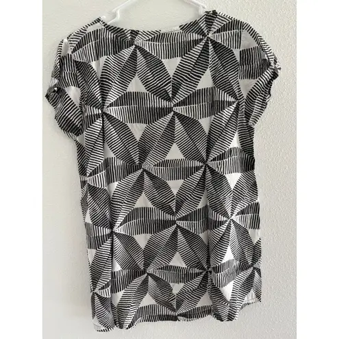 Masai Top Womens Medium Black‎ White Abstract Tunic Artsy Abstract Boho Black
