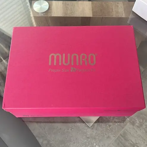 Munro Chestnut Ankle Boots, Size 11.5 New in Box