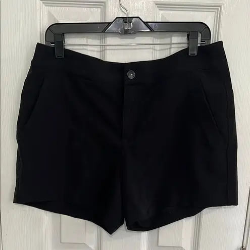 High Waist Black Shorts with Classic Design Size 8