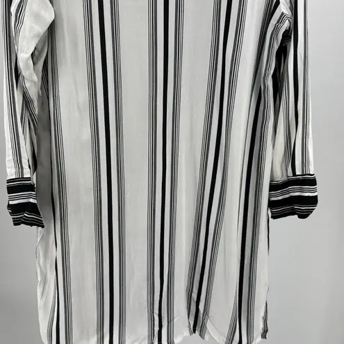 Embroidered tunic Black and White Striped Blouse Red rose Accent button up Size L