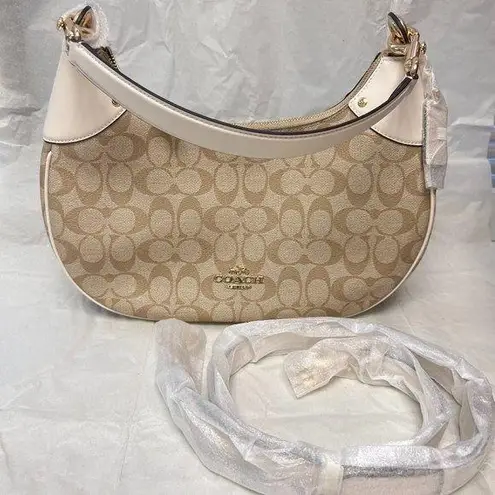 Coach  Mara Hobo In Signature Canvas ci791