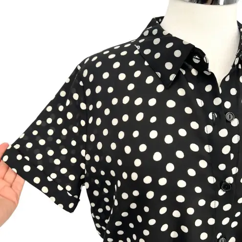 W5 Polka Dot Button-Up Twist Hem Blouse Short Sleeve Black White Size Medium NWT - Image 3