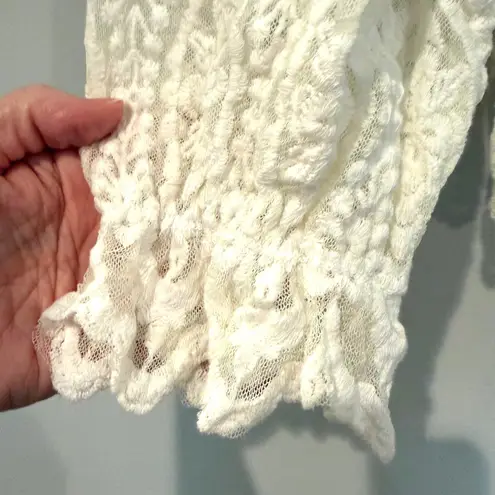 Bluivy Scallop Hem Embroidery Lace Blouse Women's Large Ivory Boho Hippie Dainty White