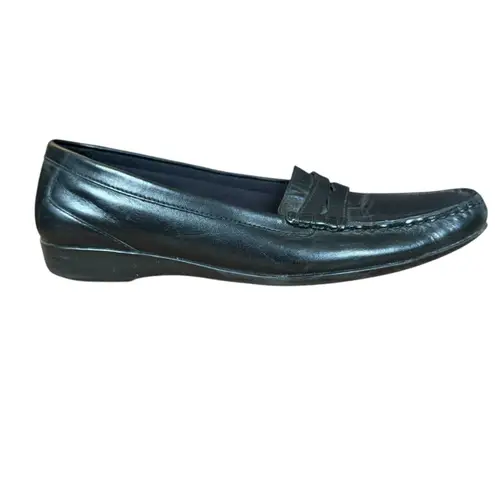 Auditions black leather loafer flats women's size 7M
