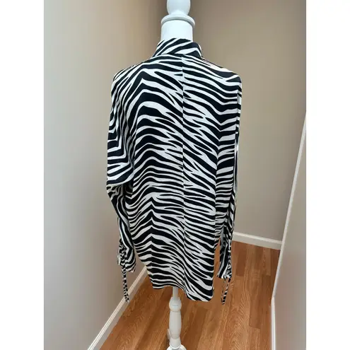 TOVE Stevie Oversized Zebra