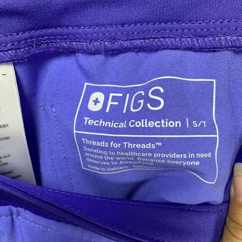 FIGS  | Zamora 6-Pocket Jogger Scrub Pants in Blueberry Purple Size Small TALL