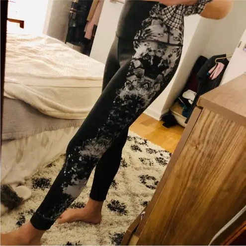 Alo Yoga  High-Waist Airbrush Legging XS Dark Krystal Black