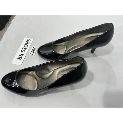 Kelly & Katie Womans Katie & Kelly Size 9 W Faux Black Patent Leather Slip On Pumps NWOT