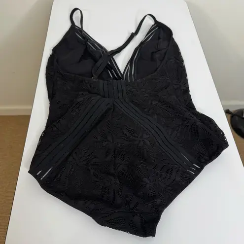 Ambrielle Woman's Large Black Passion Lace V Neck Adjustable Strap Bodysuit Sz S