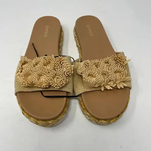 EXPRESS  Slides Sandals 7 Tan Woven Flower Slip On Espadrille Beach Summer Boho