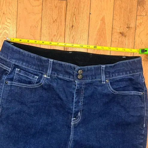 Lane Bryant  Wide Leg Denim Jeans with stretch Size 20