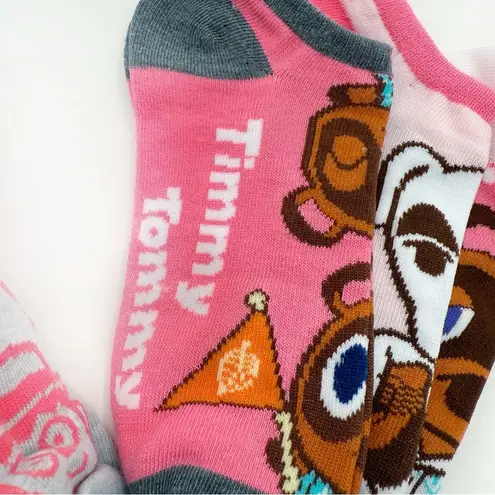 Nintendo Animal Crossing Womens No Show Socks Fun Cute Gift Isabelle Tom Nook