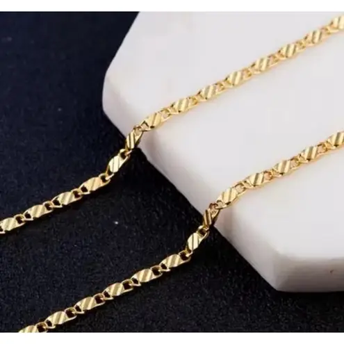 Boutique NEW 18k Yellow Gold Filled Flat Mariner Chain Necklace, 18”