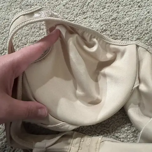 Bali Passion for Comfort Seamless Minimizer Bra Women’s Size 36D Soft Taupe