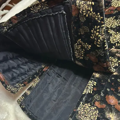 Vintage 70’s Floral Patterned coat Black Size M