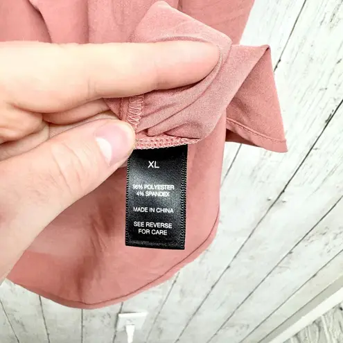 BKE Red Womens Size XL Short Sleeve High Low Mauve Blouse Top Polyester Lace