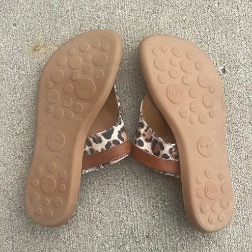 B.O.C. Sandal Mya Womens Animal Print Thong Flat New Sz 9M
