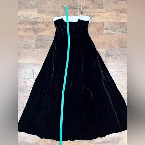 Y2K Night Way Collections Vintage White and Black Velvet Dress w/Tulle 90s 2000s Size 8