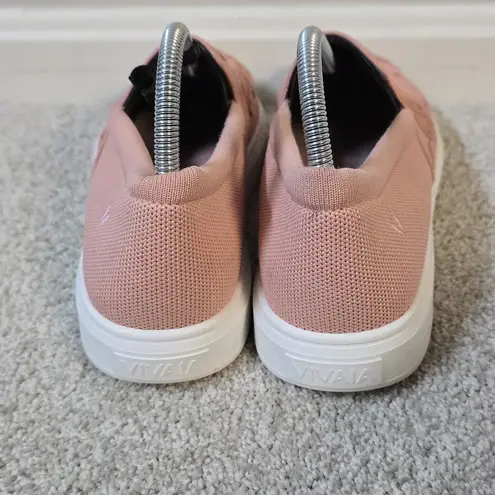 Vionic Womens Beach Espadrilles Sz 9 Medium Salmon Pink Fabric Casual Shoes NWT