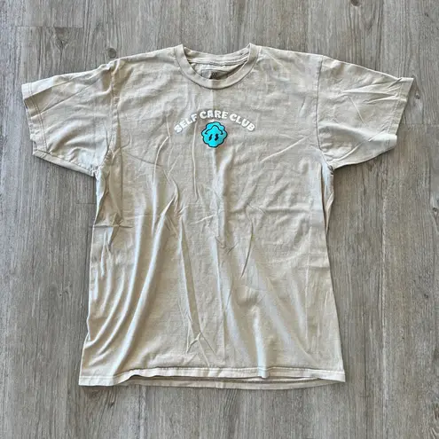 Unisex Red Eight Beige/Tan Short Sleeve Tshirt