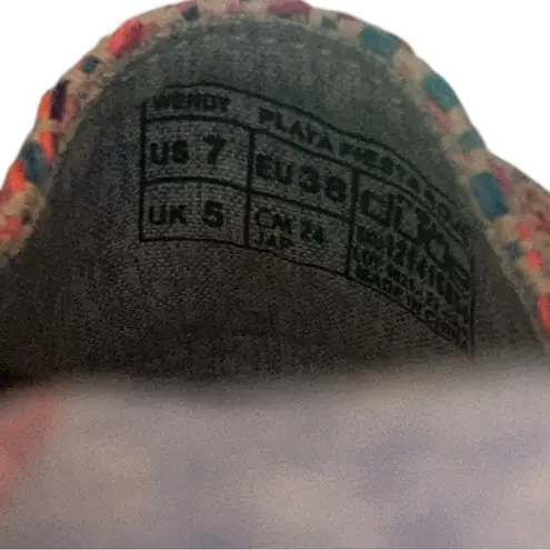 Hey Dude Wendy Fiesta Rojo Red and Blue Casual Loafers