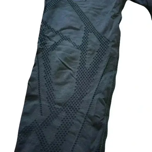 Lorna Jane Women's Black Workout Yoga Leggings Perforated Holes Size Medium