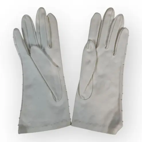 Vintage 1960s Women’s White Pearl Beaded Gloves